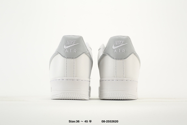 ナイキ靴角部分ディテール